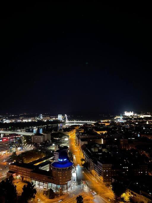 Sky-Park Flat&Parking Apartment Bratislava Exterior photo
